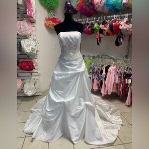 Size 10 White Strapless Beaded Ballgown Wedding Dress with Pickups & Train Hem